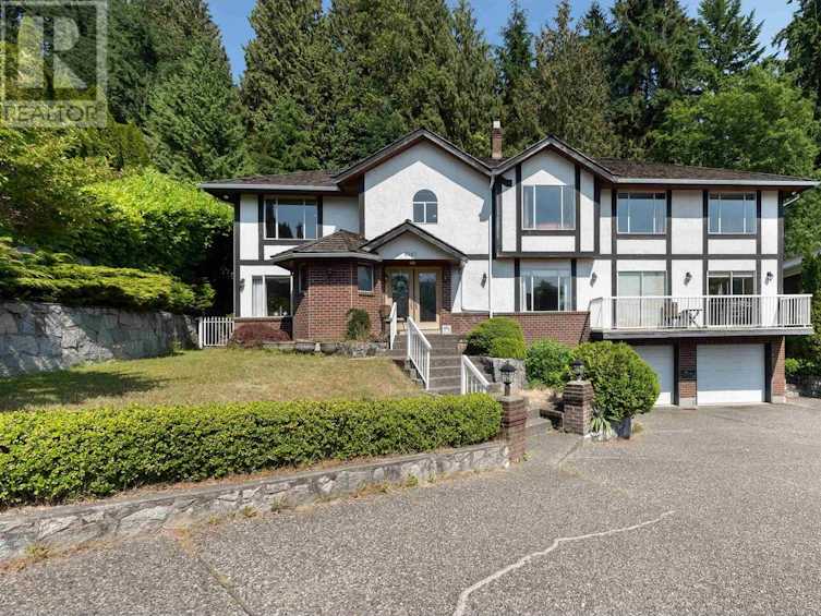 2362 Westhill Drive, West Vancouver, BC, V7S 2Z5