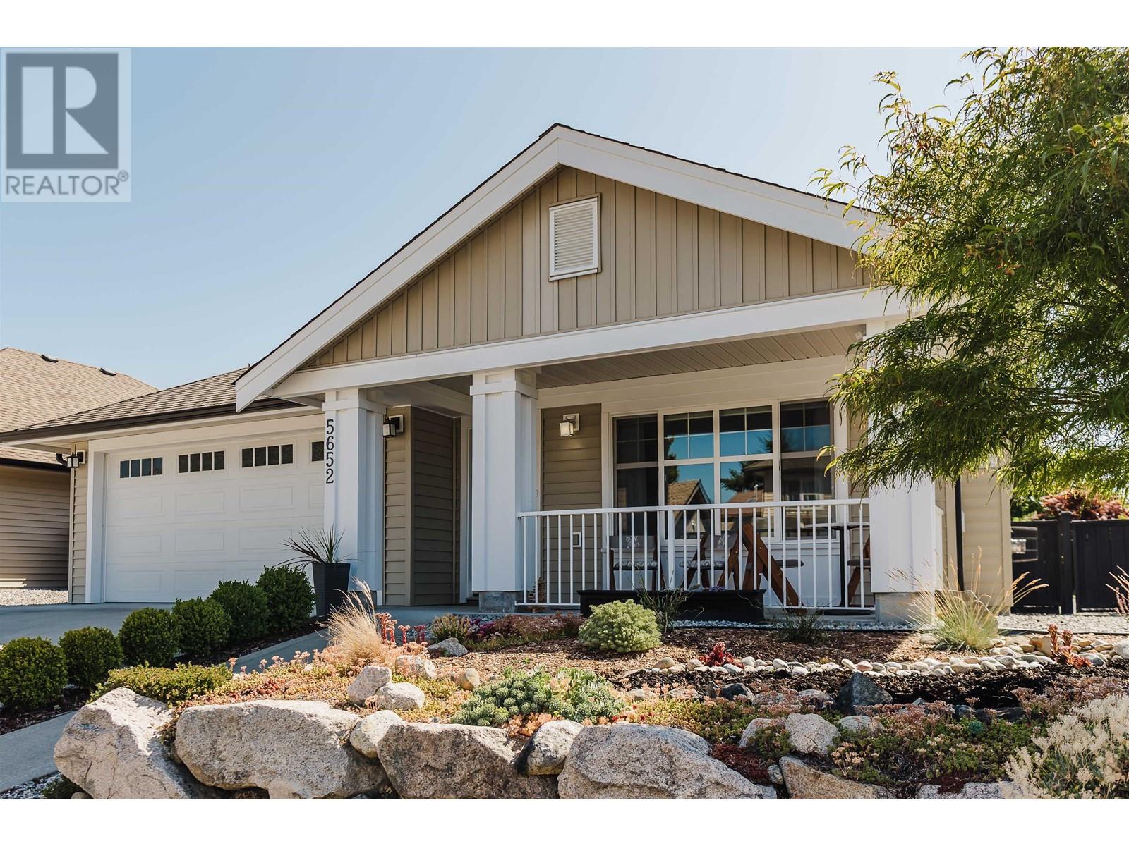 5652 Andres Road, Sechelt, BC, V7Z 0M4