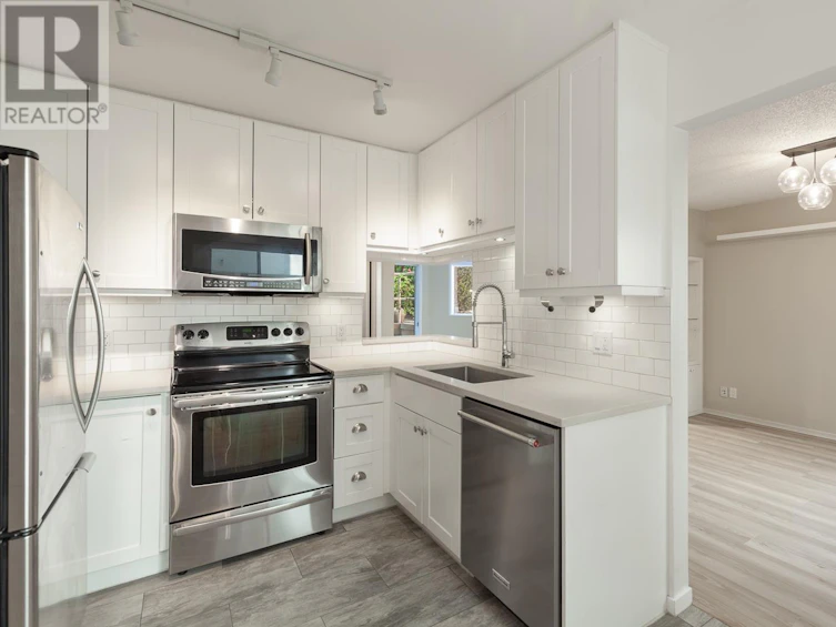 105-1010 Chilco Street, Vancouver, BC, V6G 2R6