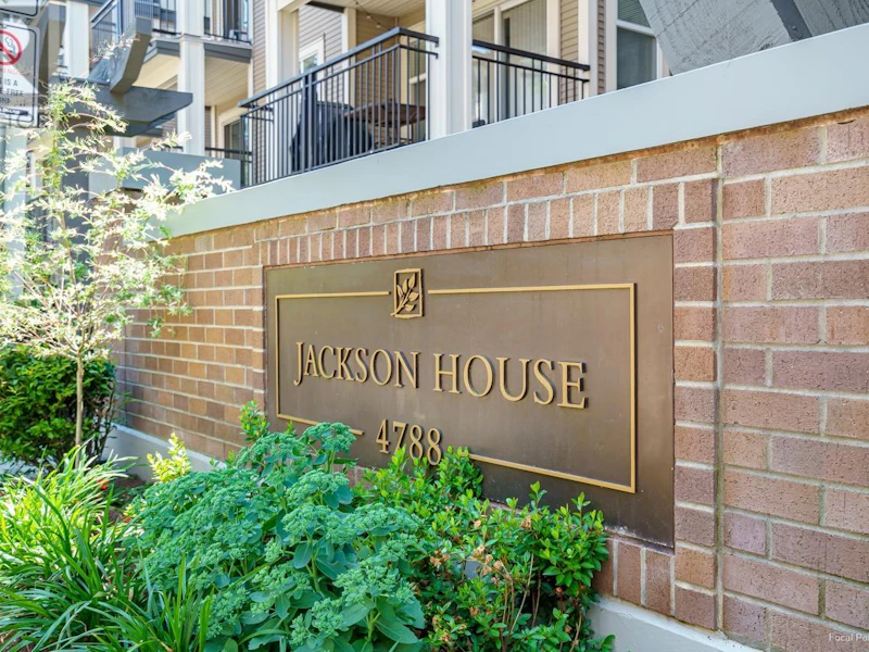 214 - 4788 Brentwood Drive, Burnaby BC V5C 0C5