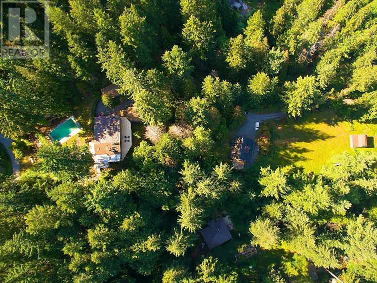 904-904-908 Connolly Road, Bowen Island, BC, V0N 1G2
