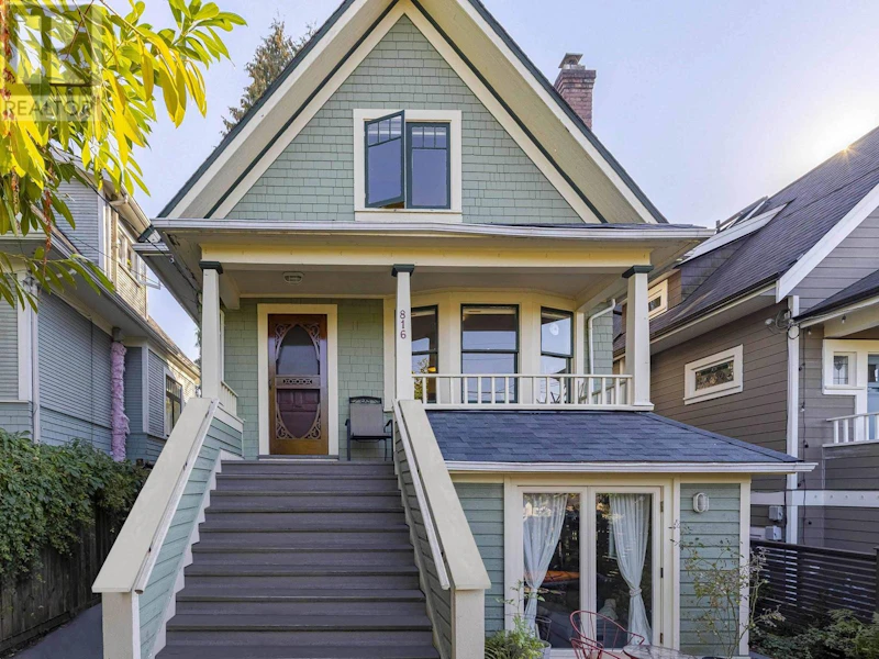 816 E 30th Avenue, Vancouver BC V5V 2W1
