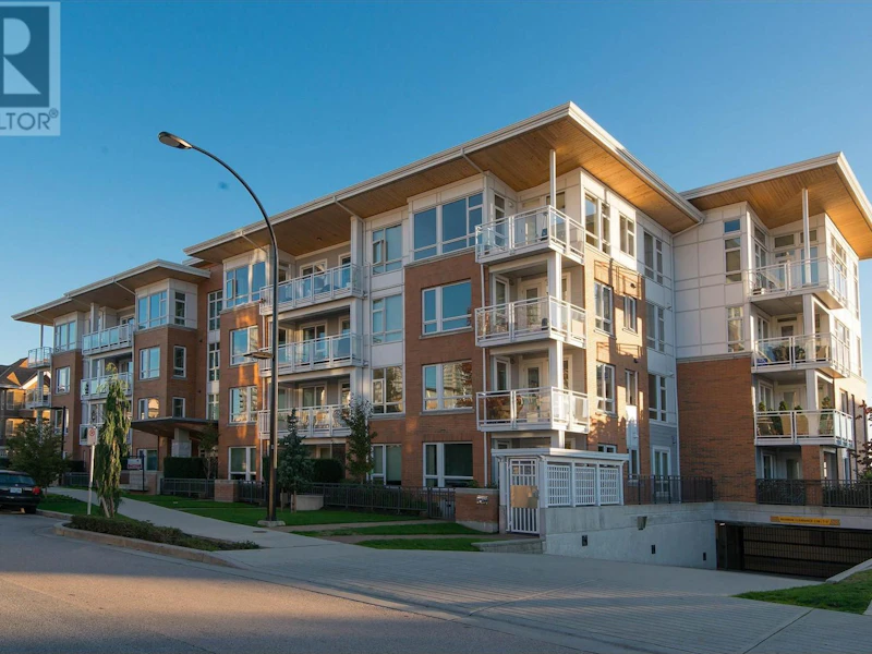 301 - 217 W 8th Street, North Vancouver BC