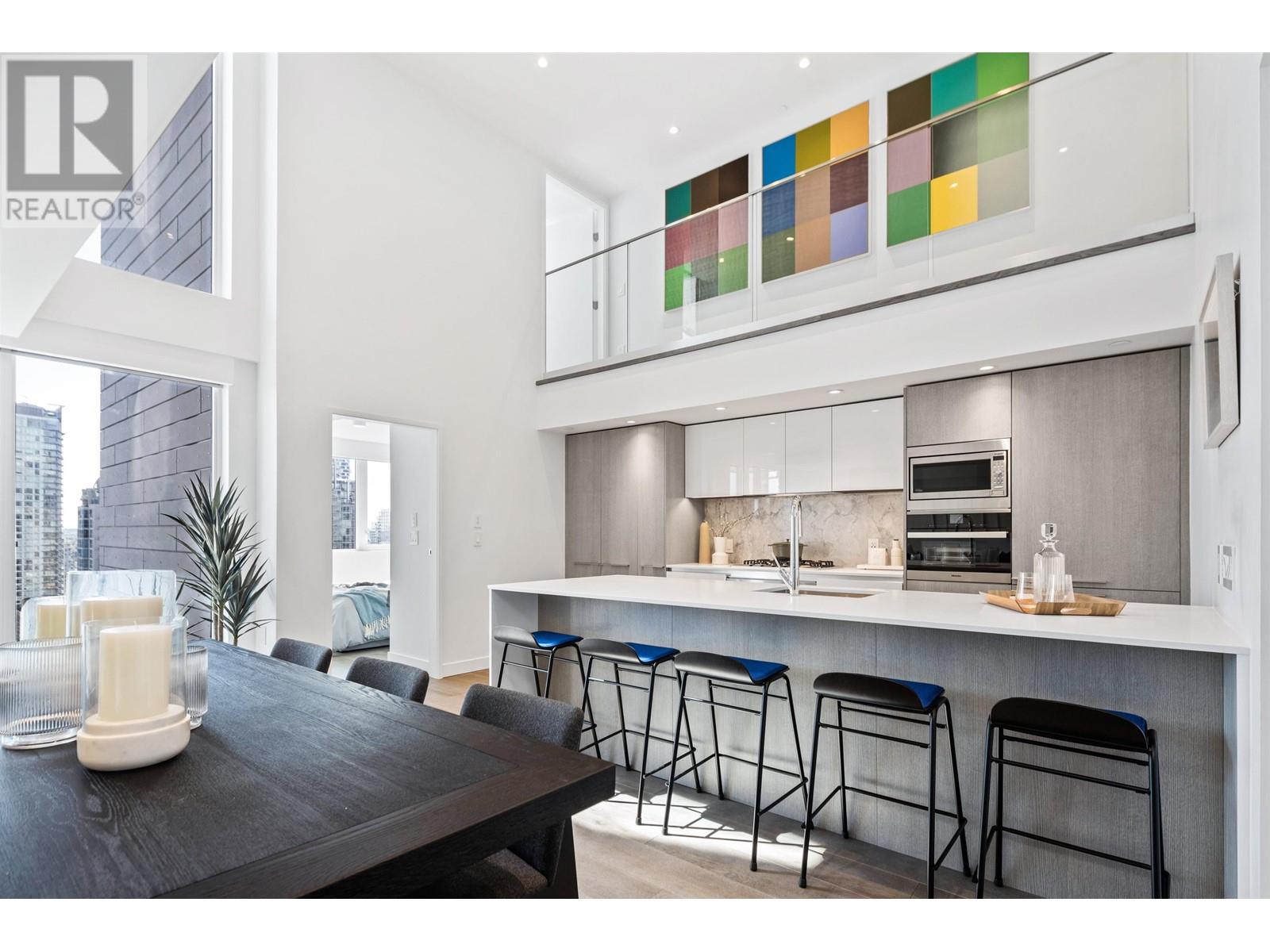 2208-1111 Richards Street, Vancouver, BC, V6B 0S3