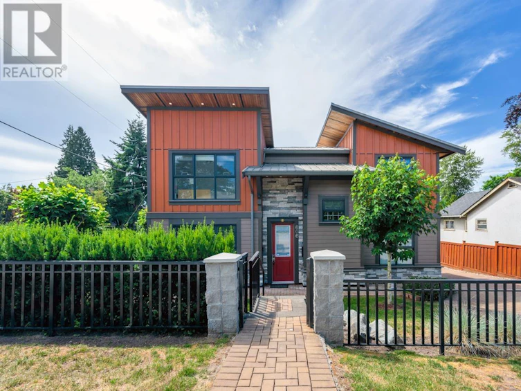606 Alderson Avenue, Coquitlam, BC, V3K 1T3