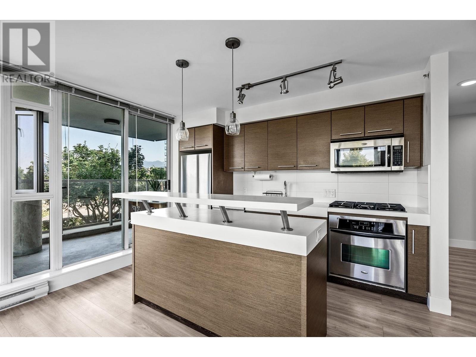 401-2770 Sophia Street, Vancouver, BC, V5Y 0A4
