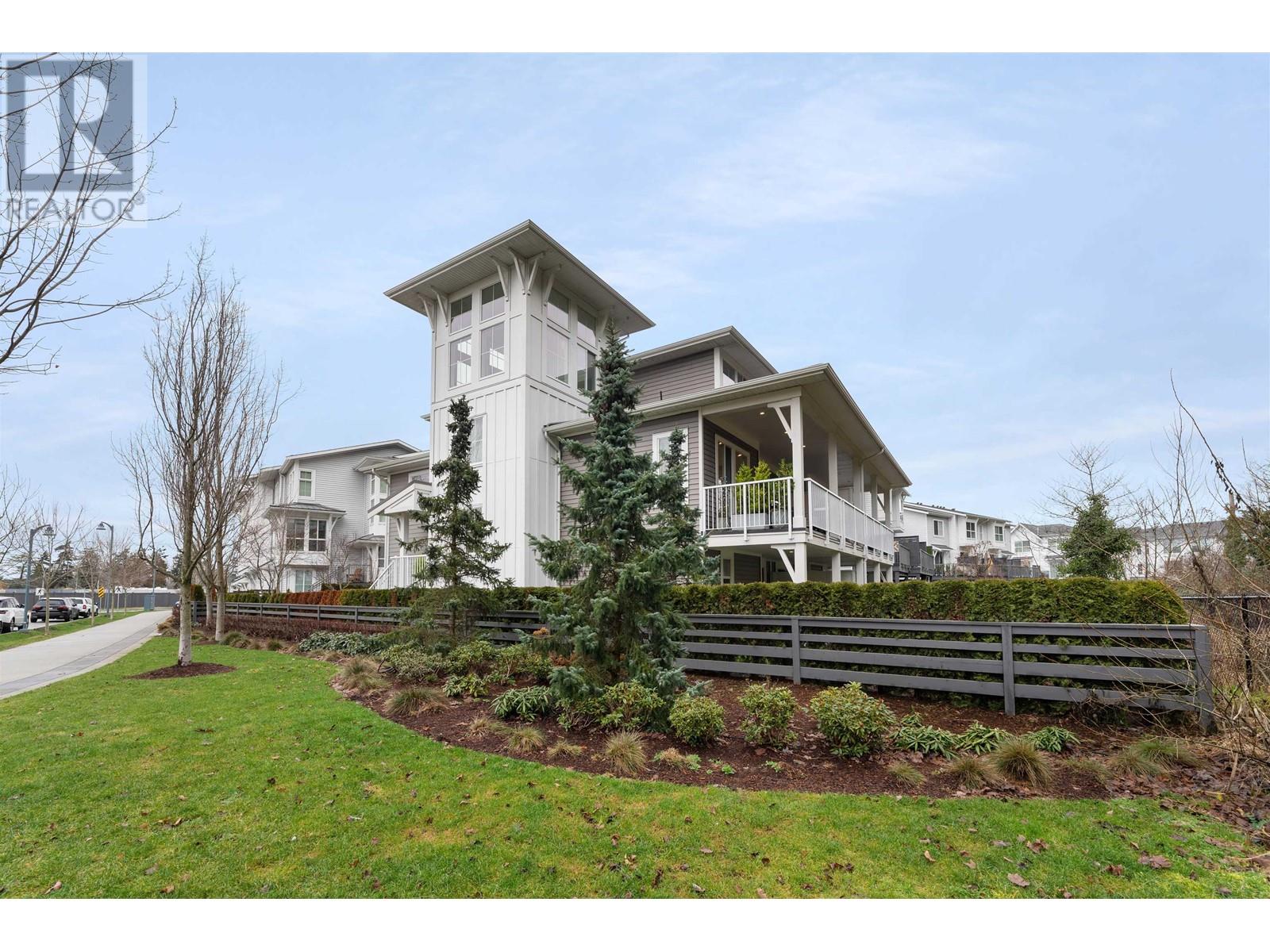 8-4638 Orca Way, Delta, BC, V4M 0C2