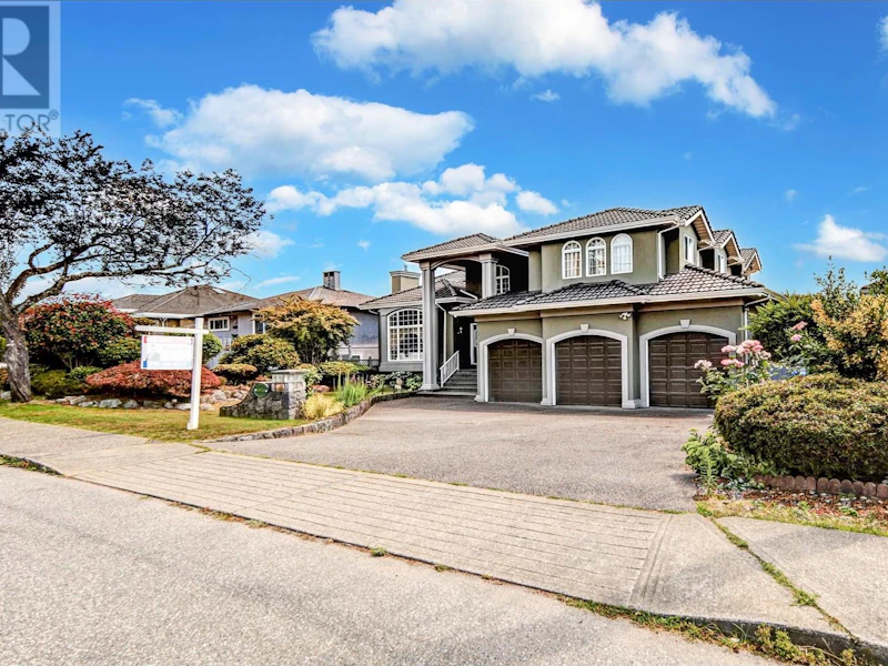 6850 Kitchener Street, Burnaby BC V5B 2J9