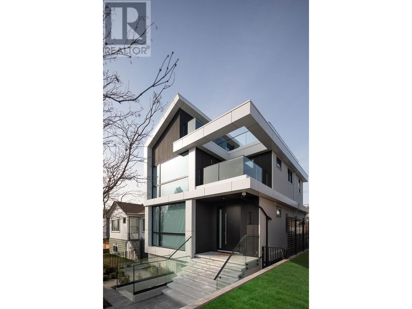 603 East 57th Avenue, Vancouver, BC, V5X 1T1