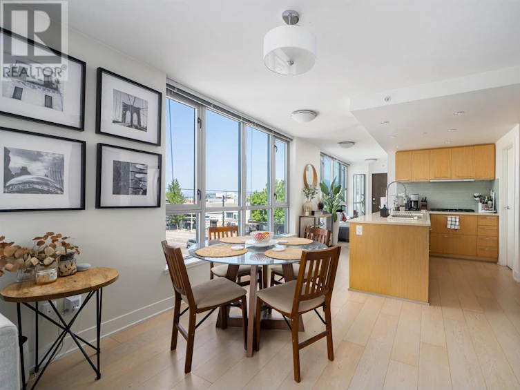 321-2008 Pine Street, Vancouver, BC, V6J 0B8