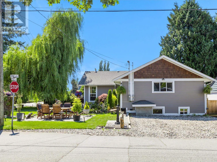 21199 River Road, Maple Ridge, BC, V2X 2A5