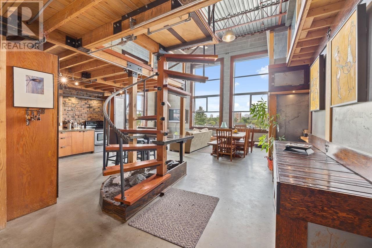 311-1220 East Pender Street, Vancouver, BC, V6A 1W8