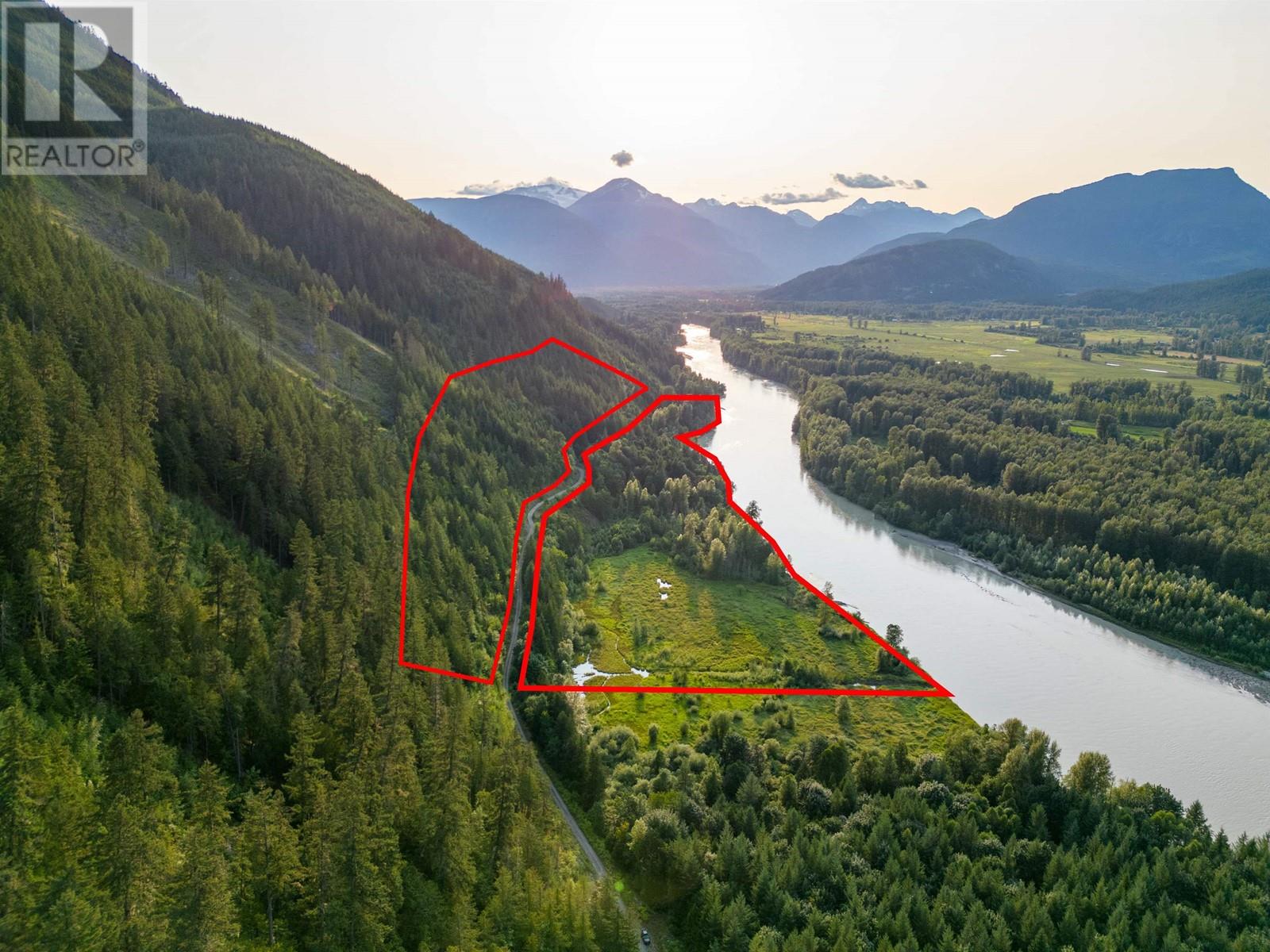 DL5148 Pemberton Waterfront, Pemberton, BC, V0N 2L0