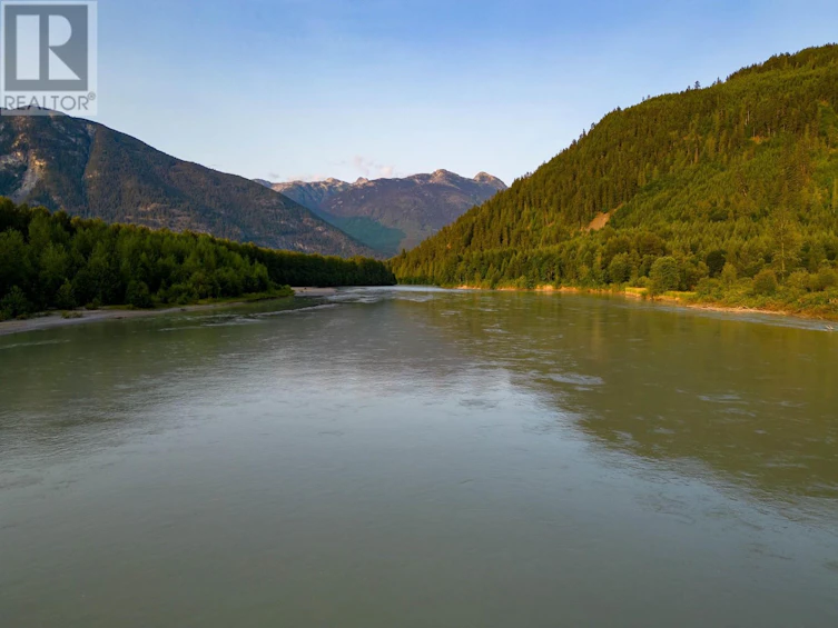 DL5148 Pemberton Waterfront, Pemberton, BC, V0N 2L0 - 23