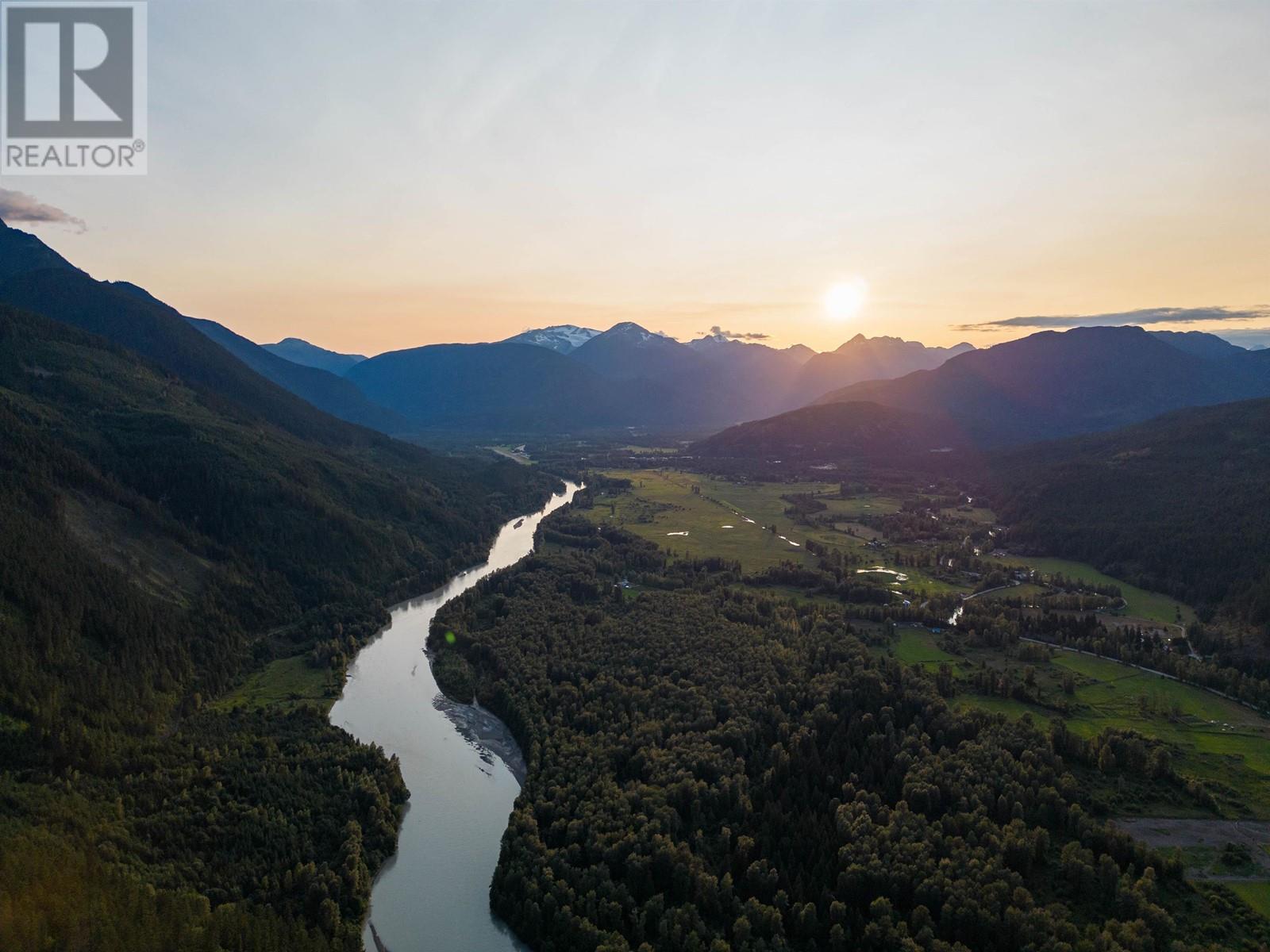 DL5148 Pemberton Waterfront, Pemberton, BC, V0N 2L0 - 24