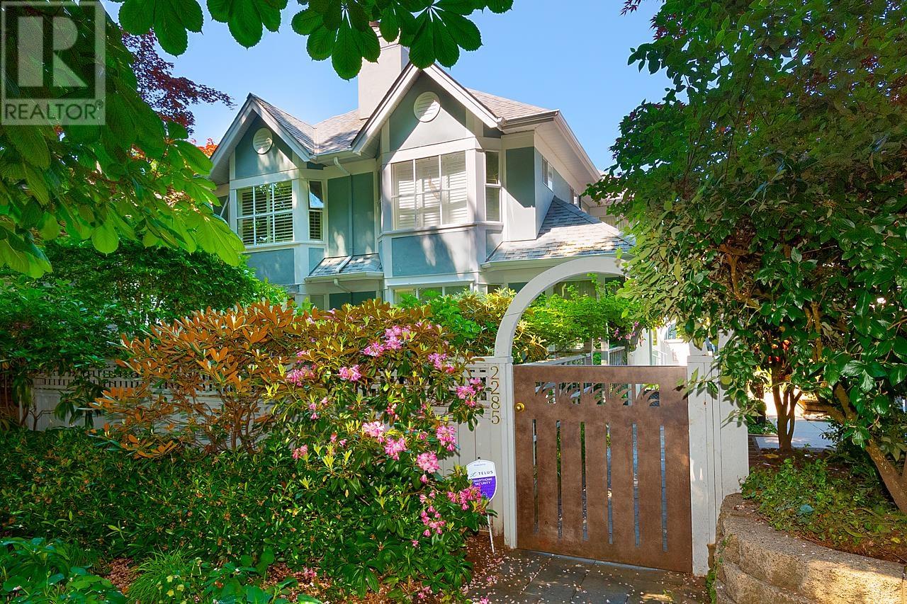 2285 West 14th Avenue, Vancouver, BC, V6K 2V9