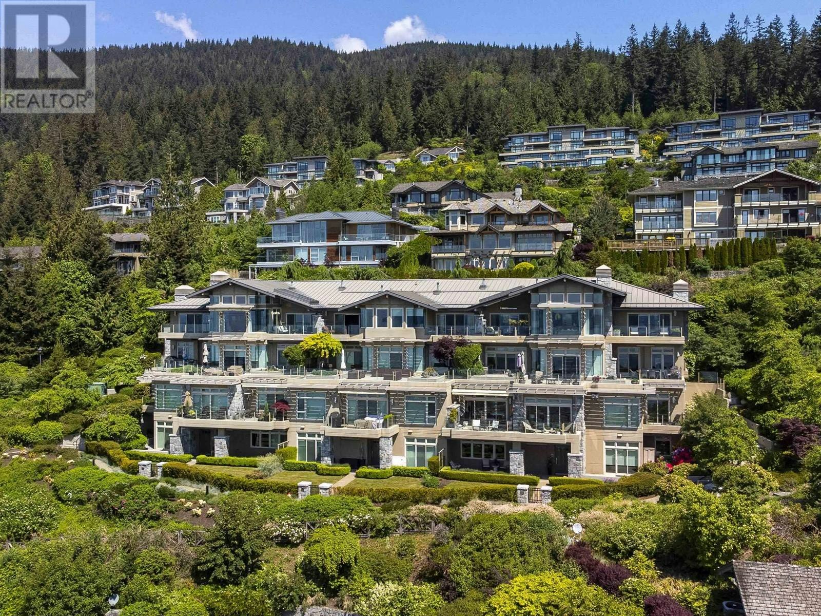 407-2535 Garden Court, West Vancouver, BC, V7S 0A1
