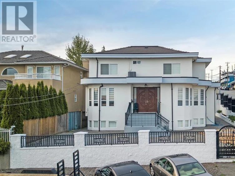 5193 Portland Street, Burnaby, BC, V5J 2R1