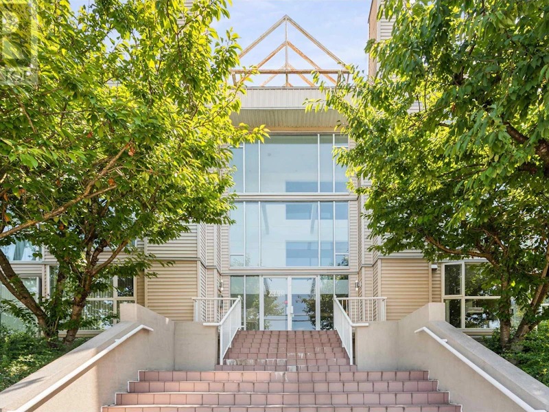 305 - 7700 Gilbert Road, Richmond BC V7C 3W2