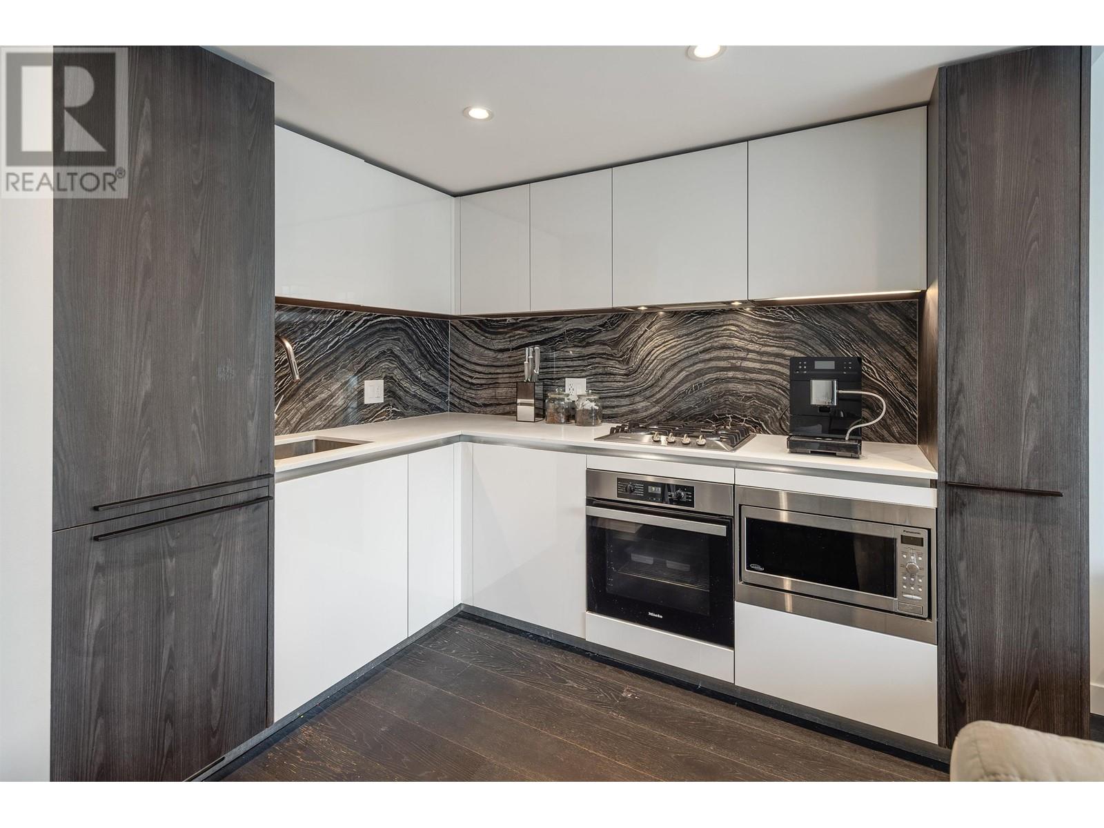 1303-1111 Richards Street, Vancouver, BC, V6B 0S3
