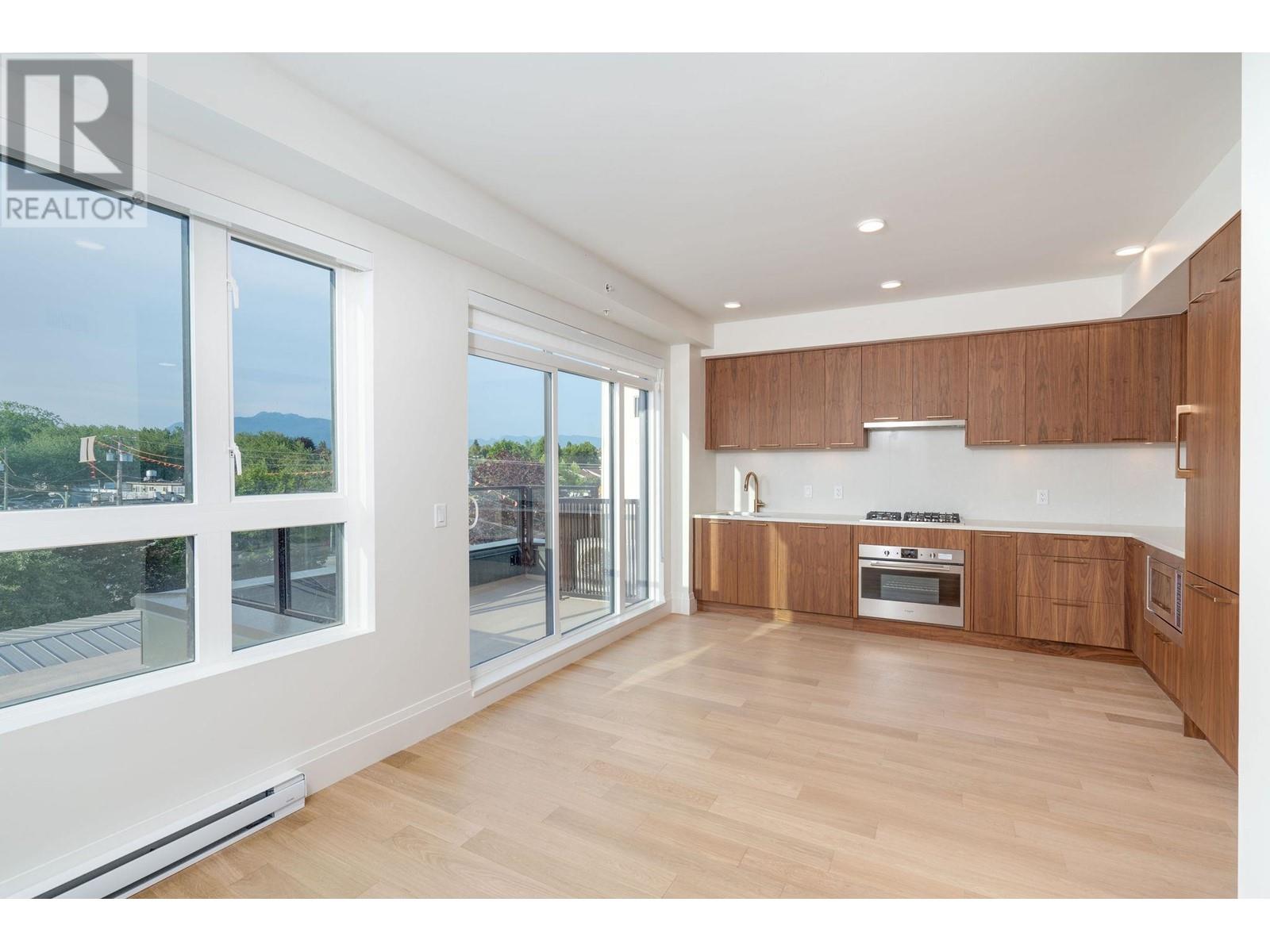 412-2550 Garden Drive, Vancouver, BC, V5N 4X6