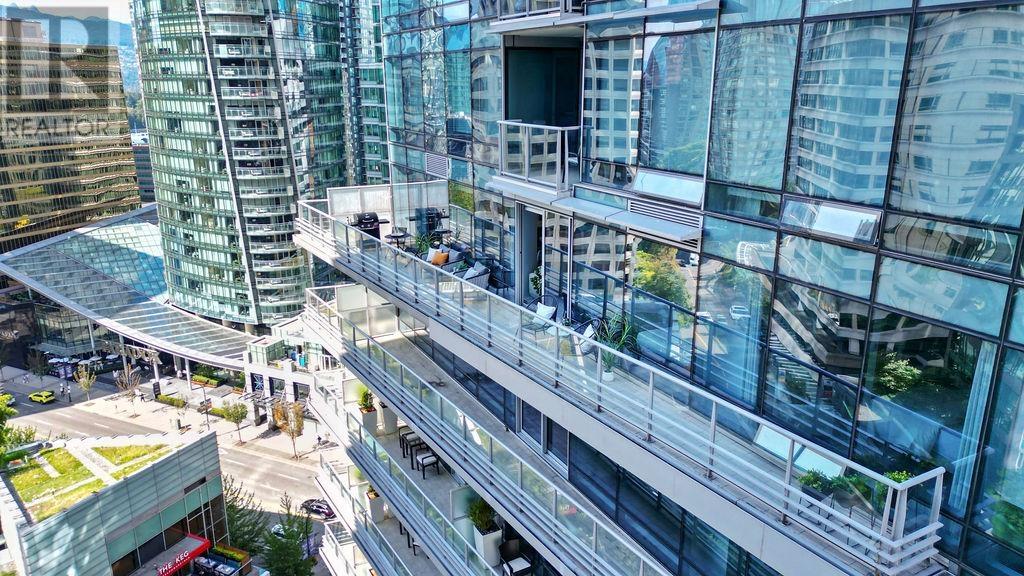 1709-1111 Alberni Street, Vancouver, BC, V6E 4V2