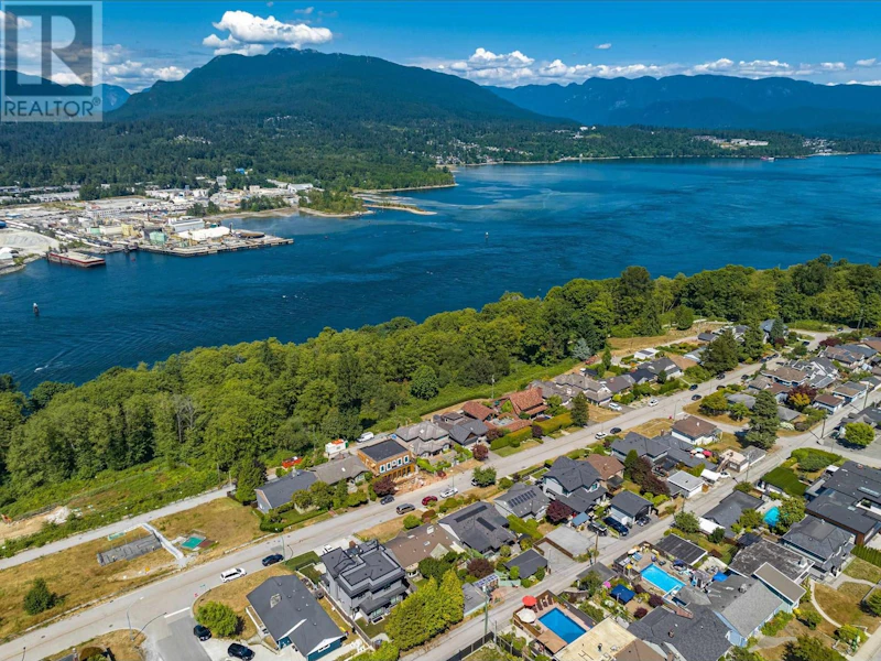 3930 Edinburgh Street, Burnaby BC V5C 1R7
