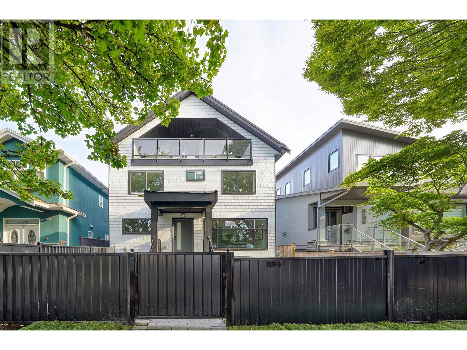3248 William Street, Vancouver, BC, V5K 2Z1