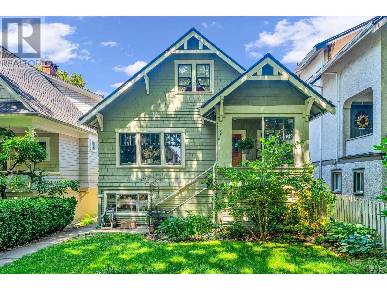 275 West 18th Avenue, Vancouver, BC, V5Y 2A8