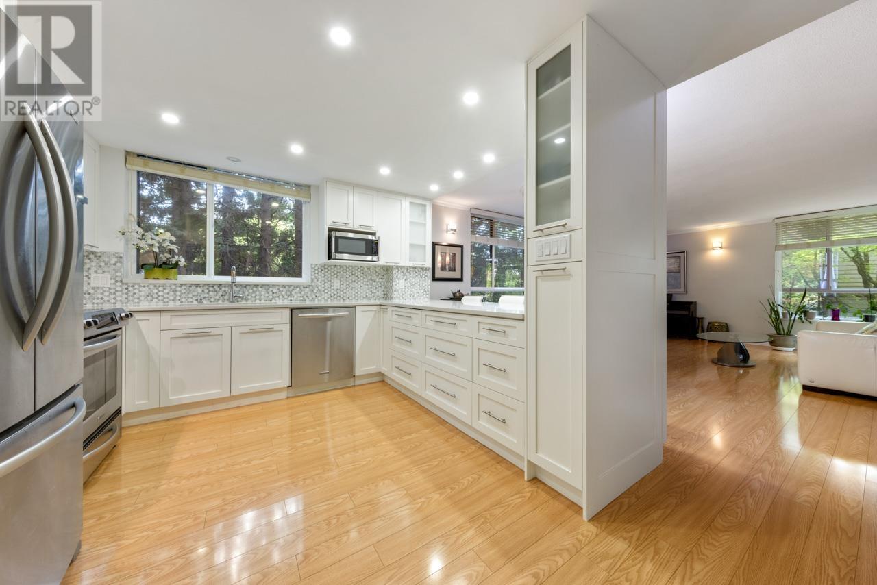 311-3905 Springtree Drive, Vancouver, BC, V6L 3E2