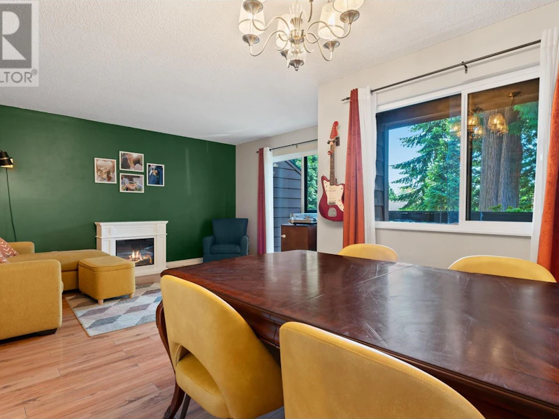 210 Cardiff Way, Port Moody BC V3H 3X8