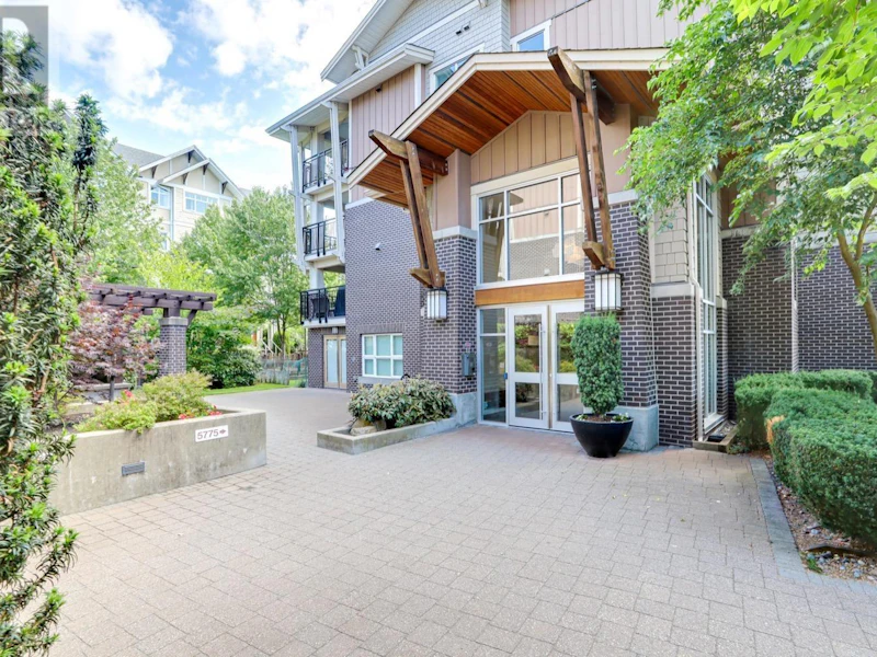 311 - 5775 Irmin Street, Burnaby BC V5J 0C3