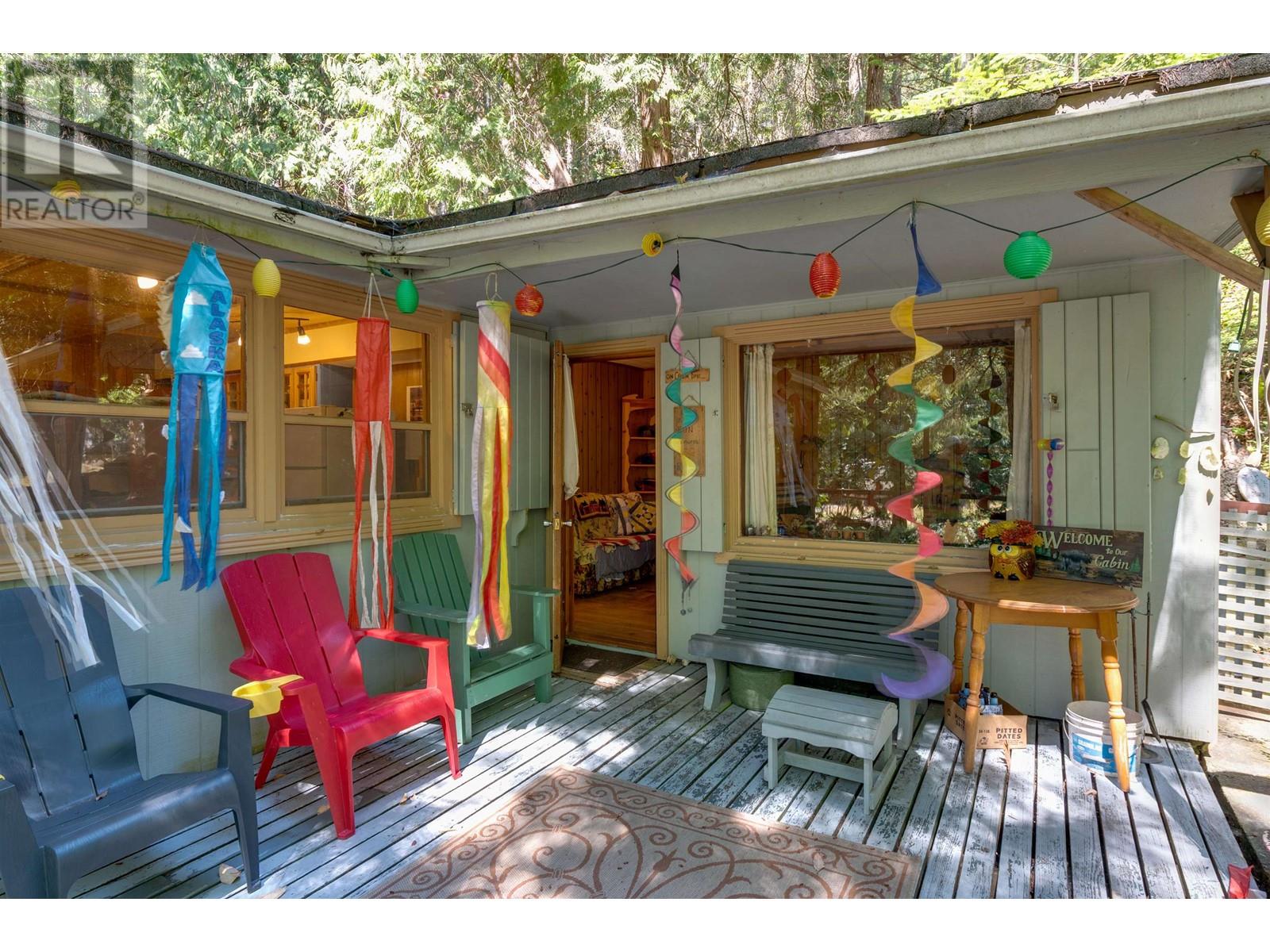 505/509 Bluff Way, Mayne Island, BC, V0N 2J2