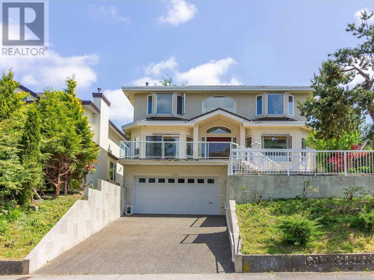 7286 Barnet Road, Burnaby, BC, V5A 1E2