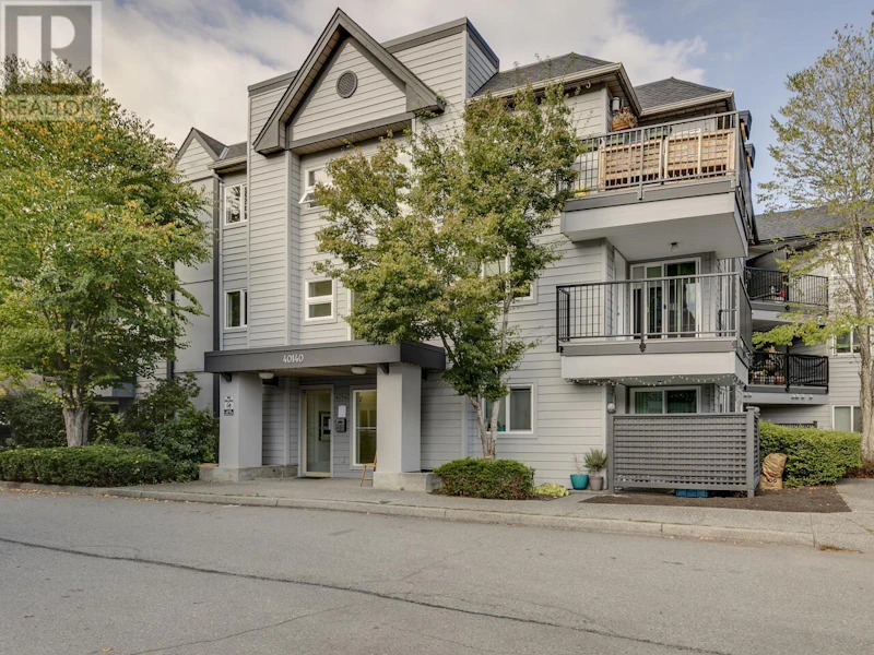 C204 - 40140 Willow Crescent, Squamish BC V8B 0M1