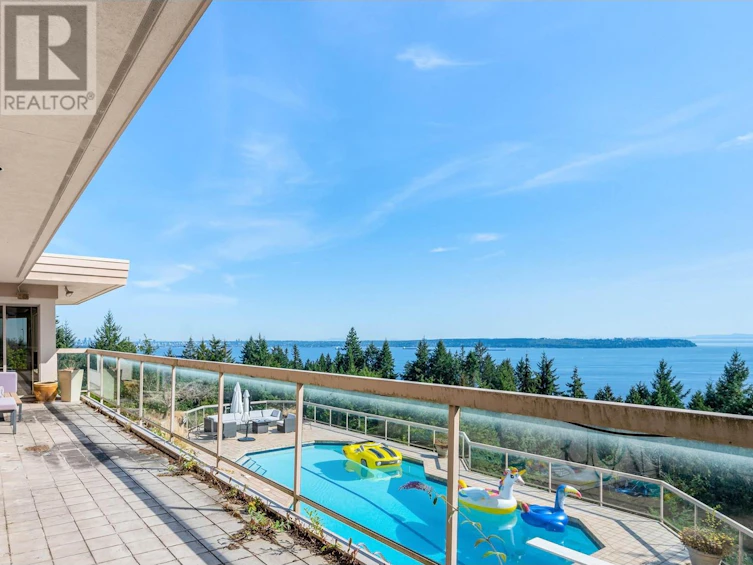 4060 Almondel Road, West Vancouver, BC, V7V 3L5
