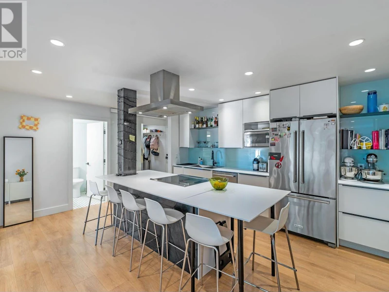 103 - 250 W 1st Street, North Vancouver BC V7M 1B4