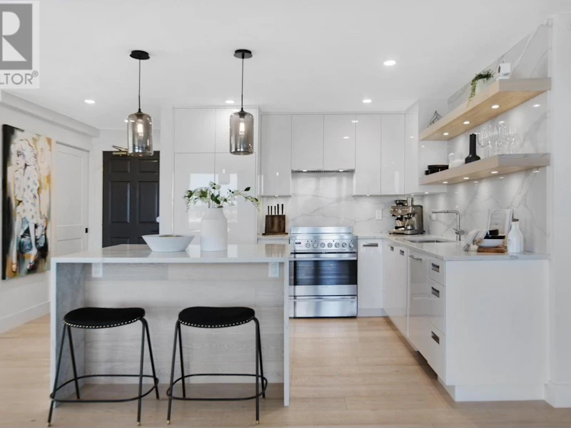 1402 - 1255 Main Street, Vancouver BC V6A 4G5