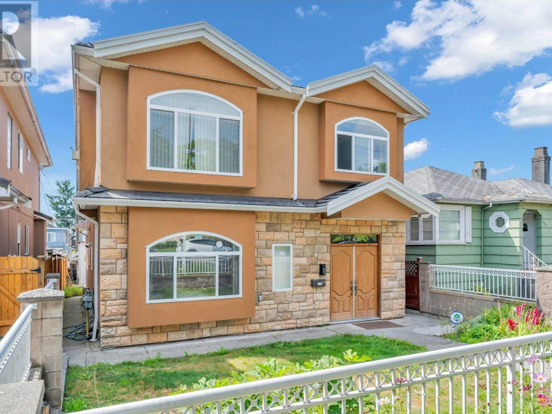 748 E 59th Avenue, Vancouver BC V5X 1Y4