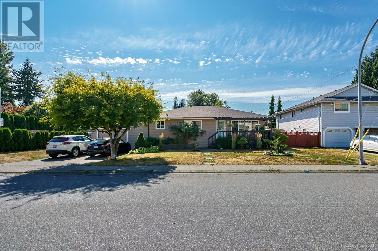 12223 194a Street, Pitt Meadows, BC, V3Y 2M9