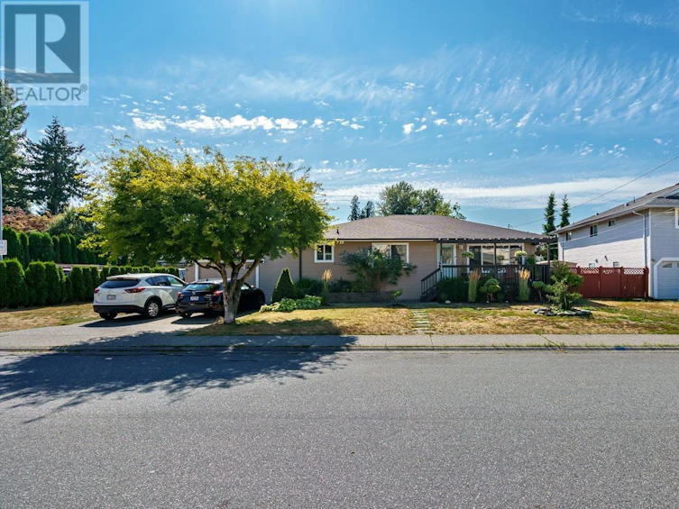 12223 194a Street, Pitt Meadows, BC, V3Y 2M9