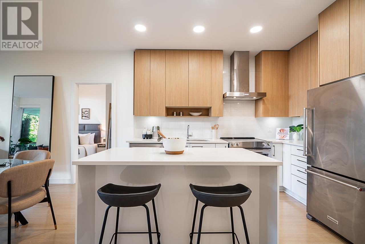 103-5460 Broadway, Burnaby, BC, V5B 0B4