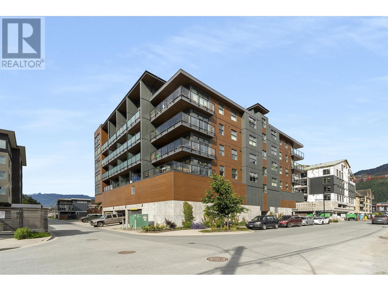 310-38013 Third Avenue, Squamish, BC, V8B 0Z8