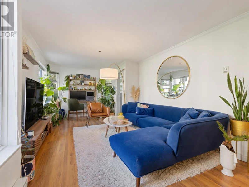 205 - 1147 Nelson Street, Vancouver BC V6E 1J3