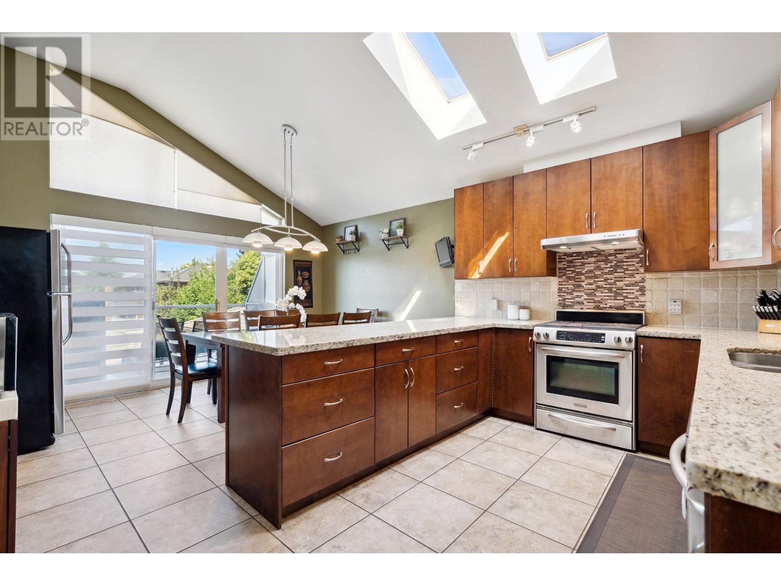 1199 Phillips Avenue, Burnaby, BC, V5A 2V8