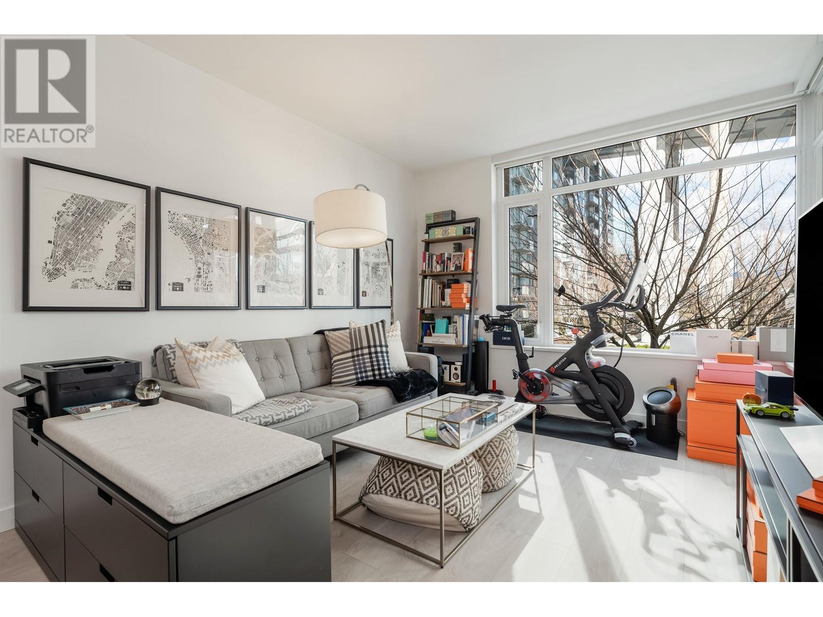 209-110 Switchmen Street, Vancouver, BC, V6A 0C6