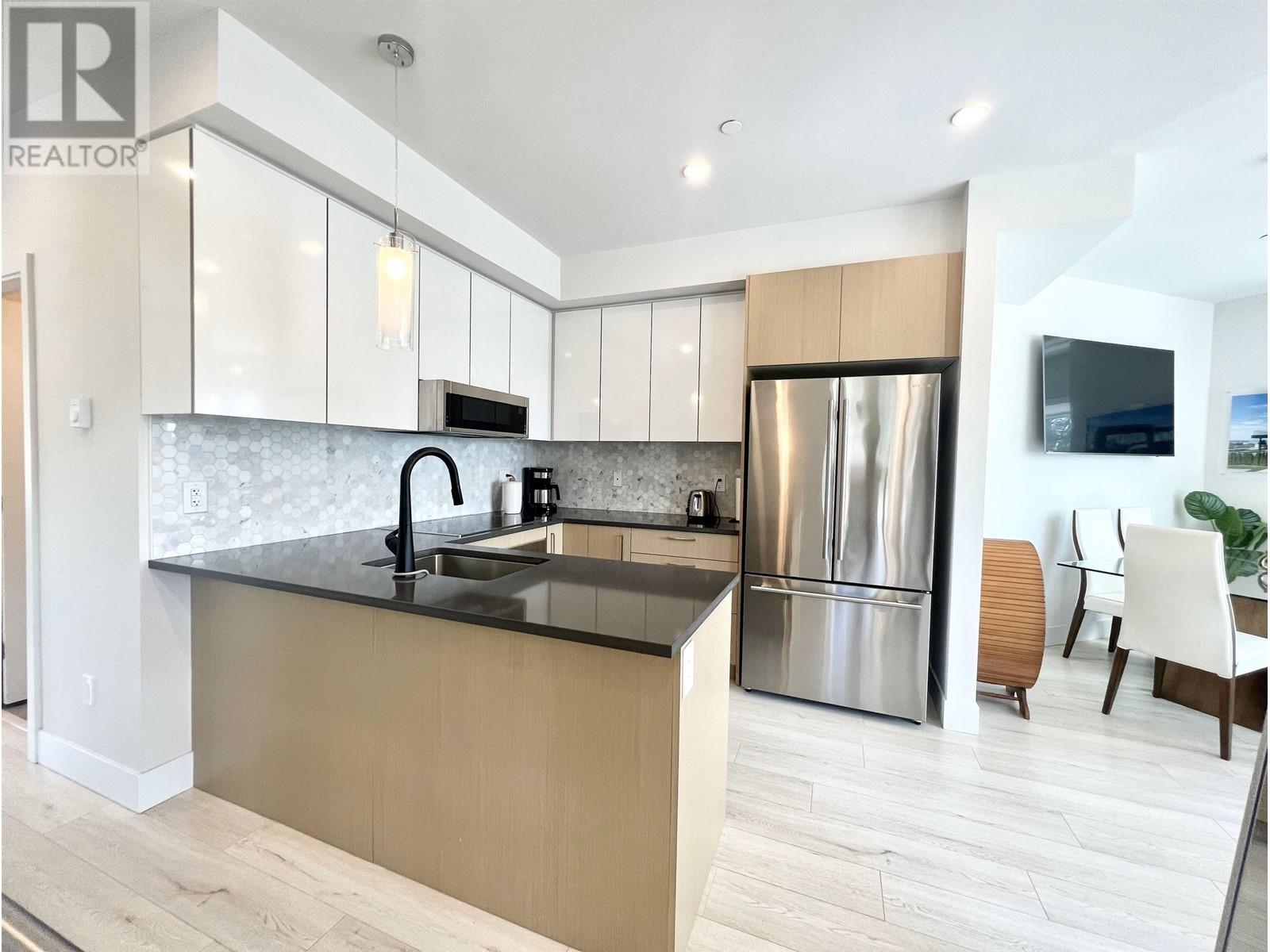 1710 Larson Road, North Vancouver, BC, V7M 2Z4