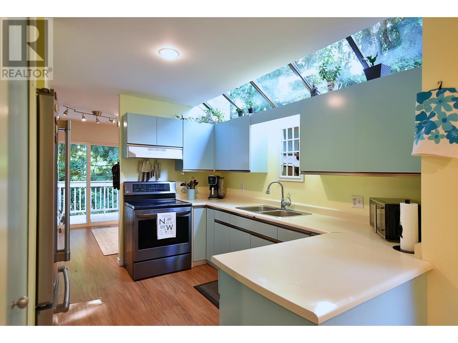 774 Creekside Crescent, Gibsons, BC, V0N 1V9