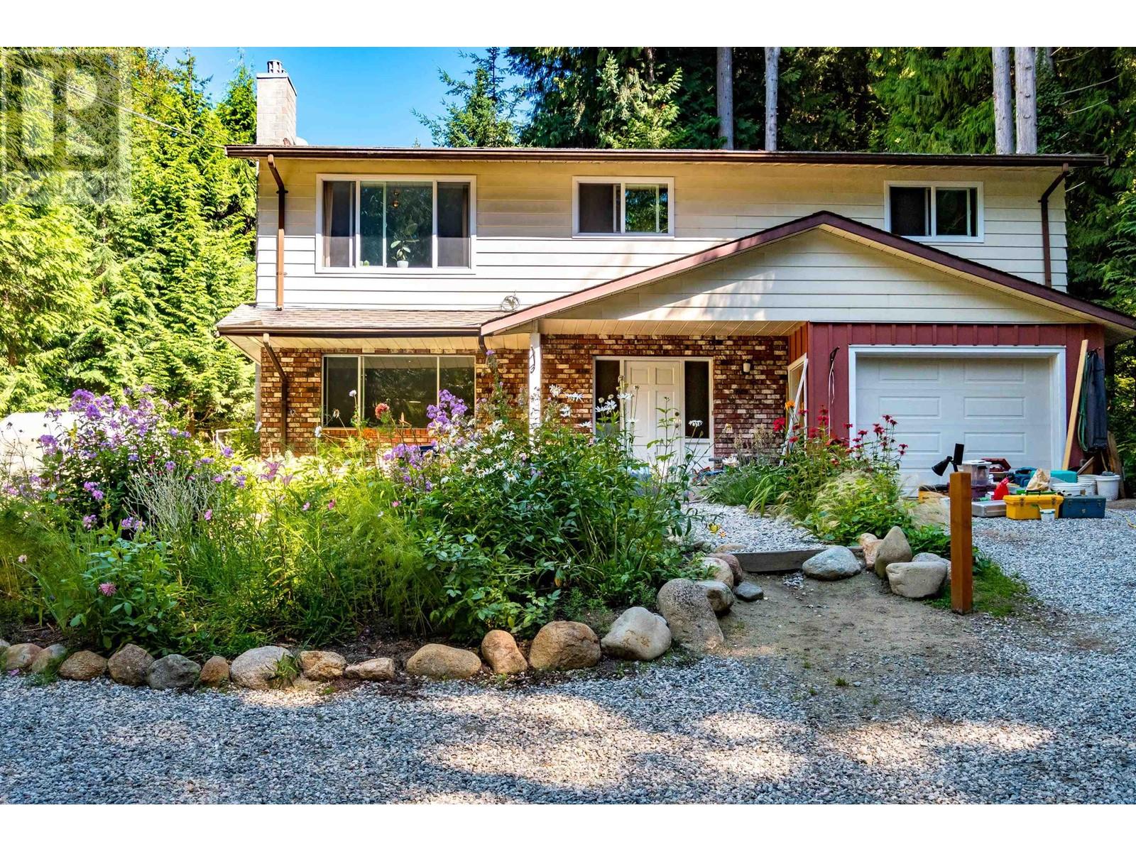 2066 Lower Road, Gibsons, BC, V0N 2W6