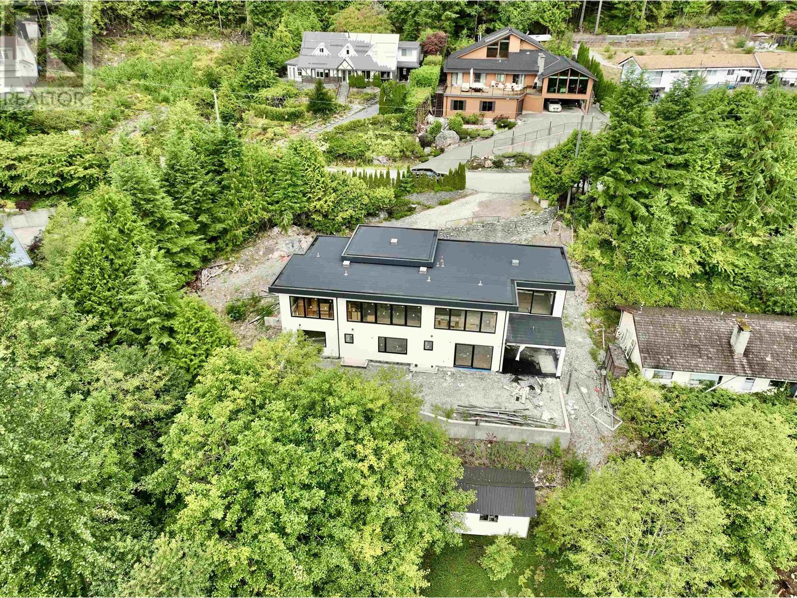 567 Ballantree Road, West Vancouver, BC, V7S 1W4